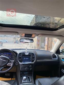 کرایسلەر 300